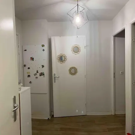 Apartment T3 Rez De Jardin, Piscine Frejus
